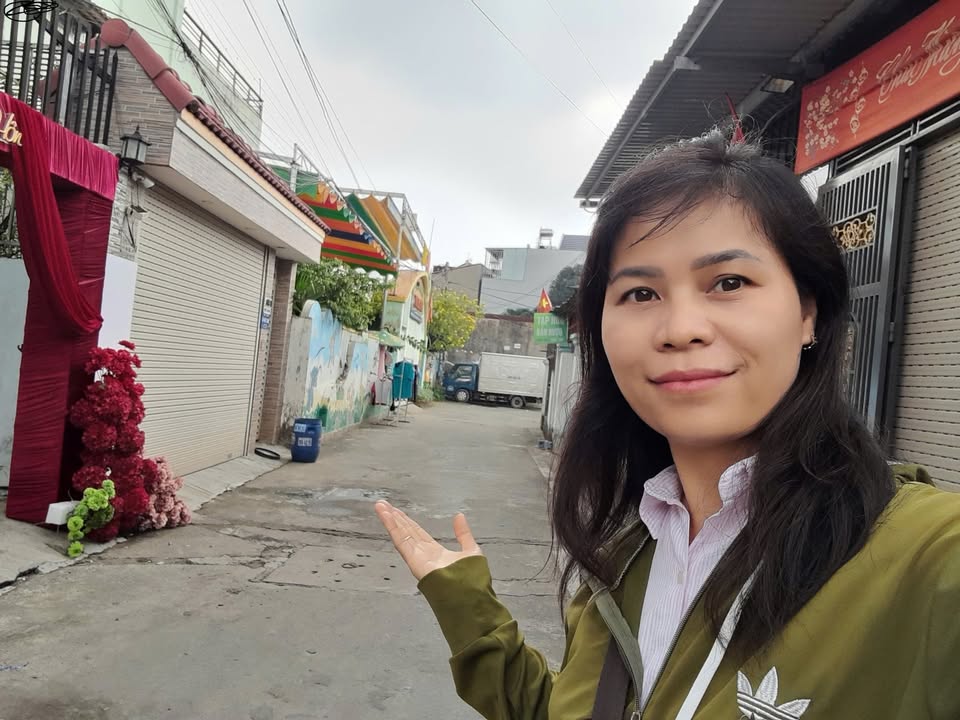 Nhà sân xe tải 116m² Nguyễn Thị Minh Khai, Dĩ An - dòng tiền sẵn 6 triệu/tháng