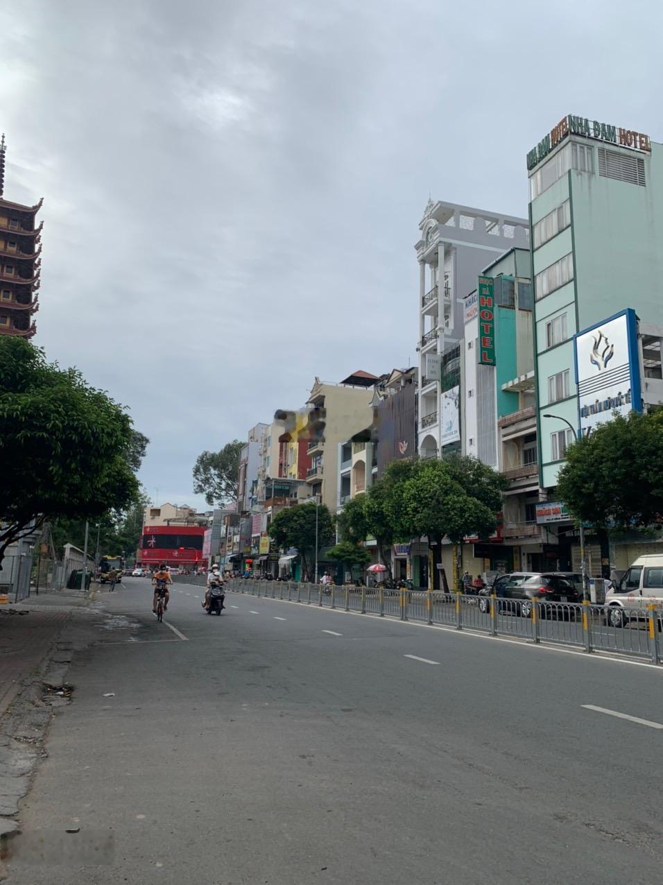 (hot) và hiếm mt cộng hòa 28m x 39m cộng nhận 1100m2 giá 280 tỷ còn tl