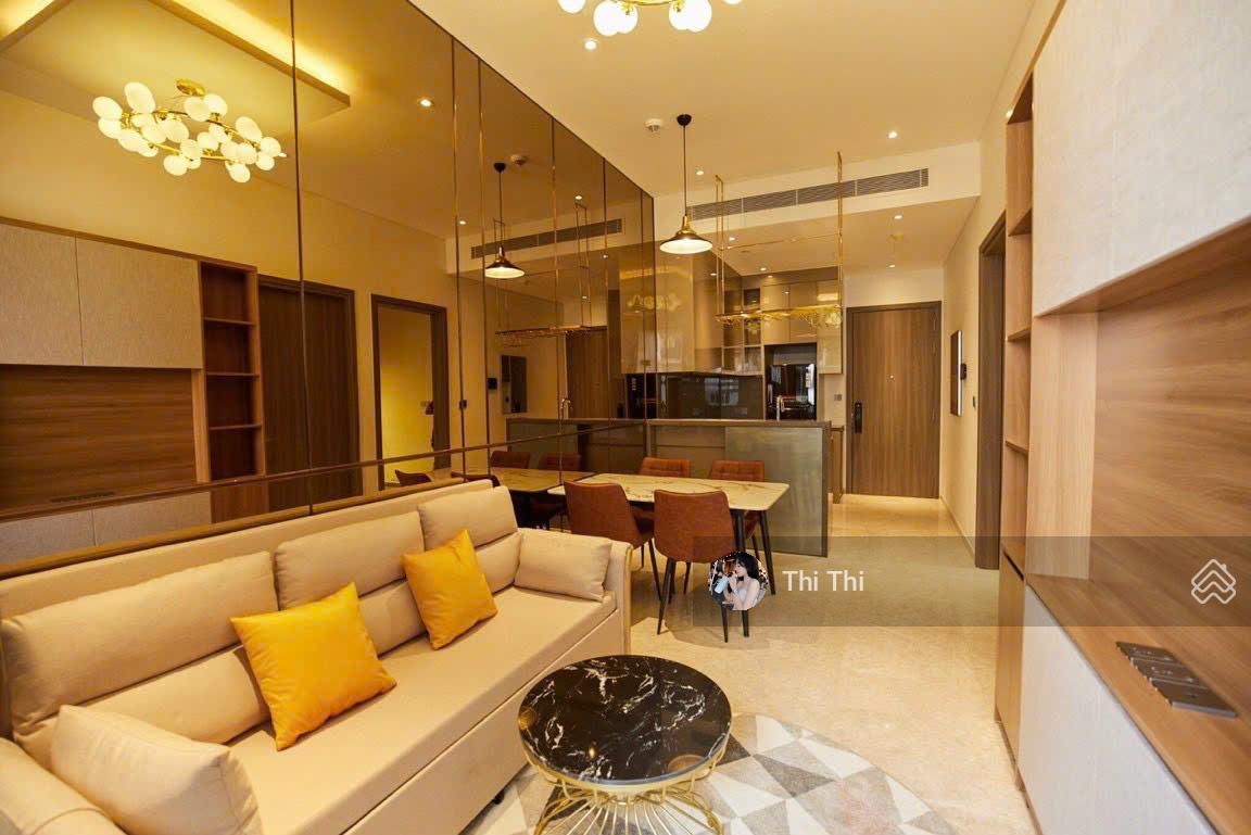 Bán căn hộ chung cư The Gold View, 94m2, 2PN 2WC, giá 7.6 tỷ, view đẹp. LH: 0934704304