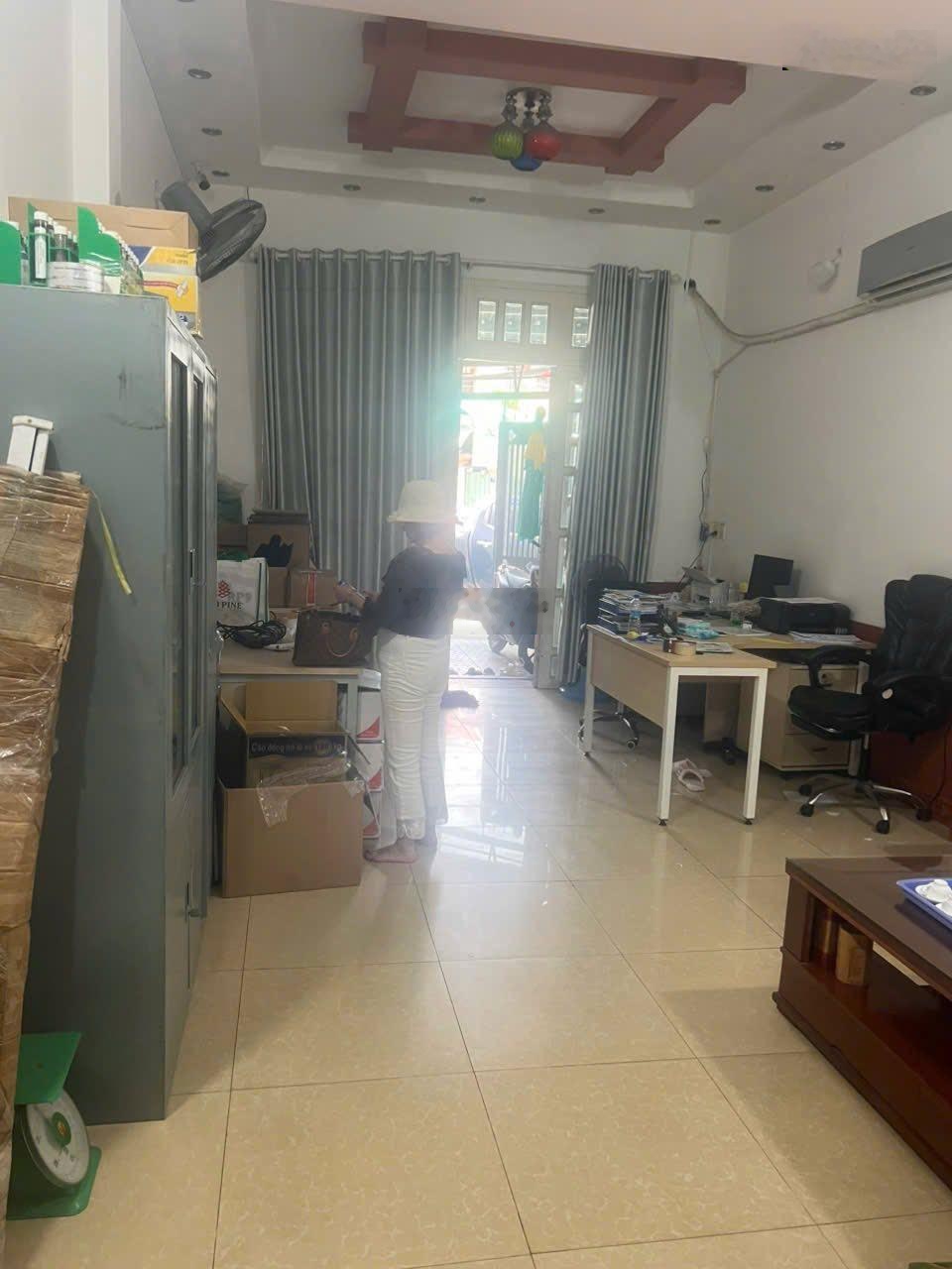 Nhà mặt tiền lâm thị hố 1 trệt 3 lầu kinh doanh đỉnh chỉ 6.69 tỷ