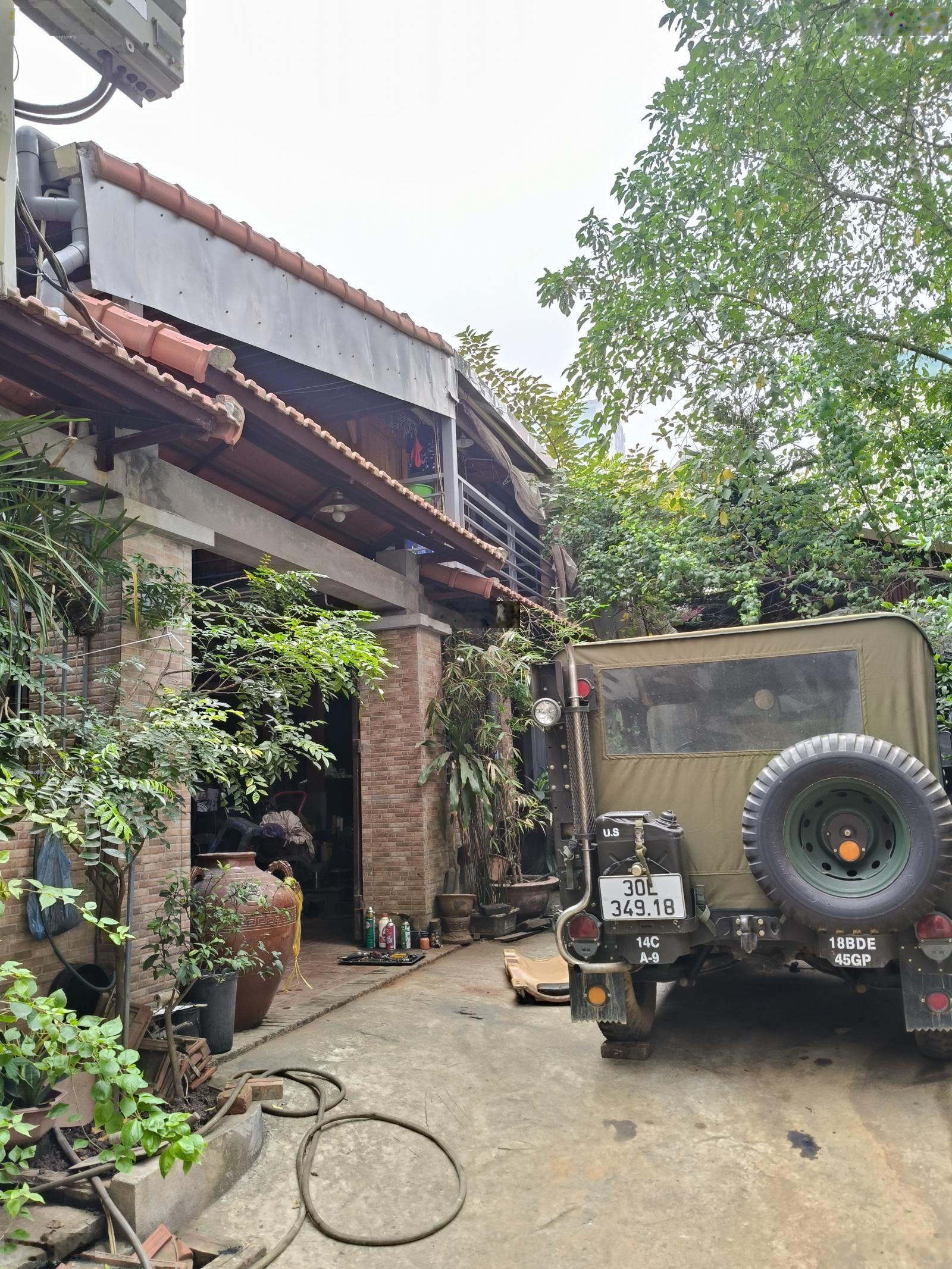 Bán lô đất Trịnh Công Sơn DT 110m2 sát Thung lũng Hoa DT 100m2 MT 6.6m ngõ thông, 40m ra Phố, oto