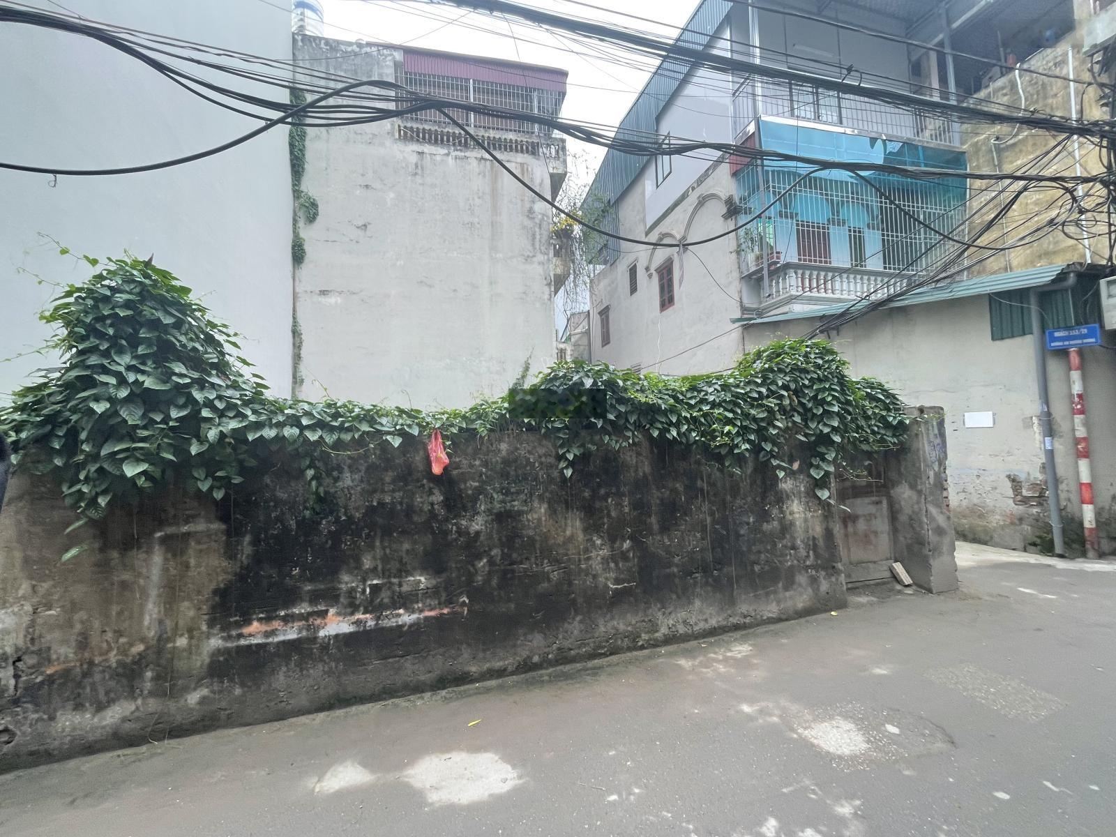 Bán nhanh mảnh đất vàng cực hiếm còn sót tại trung tâm Cầu Giấy chủ tặng GPXD & thiết kế 6 tầng