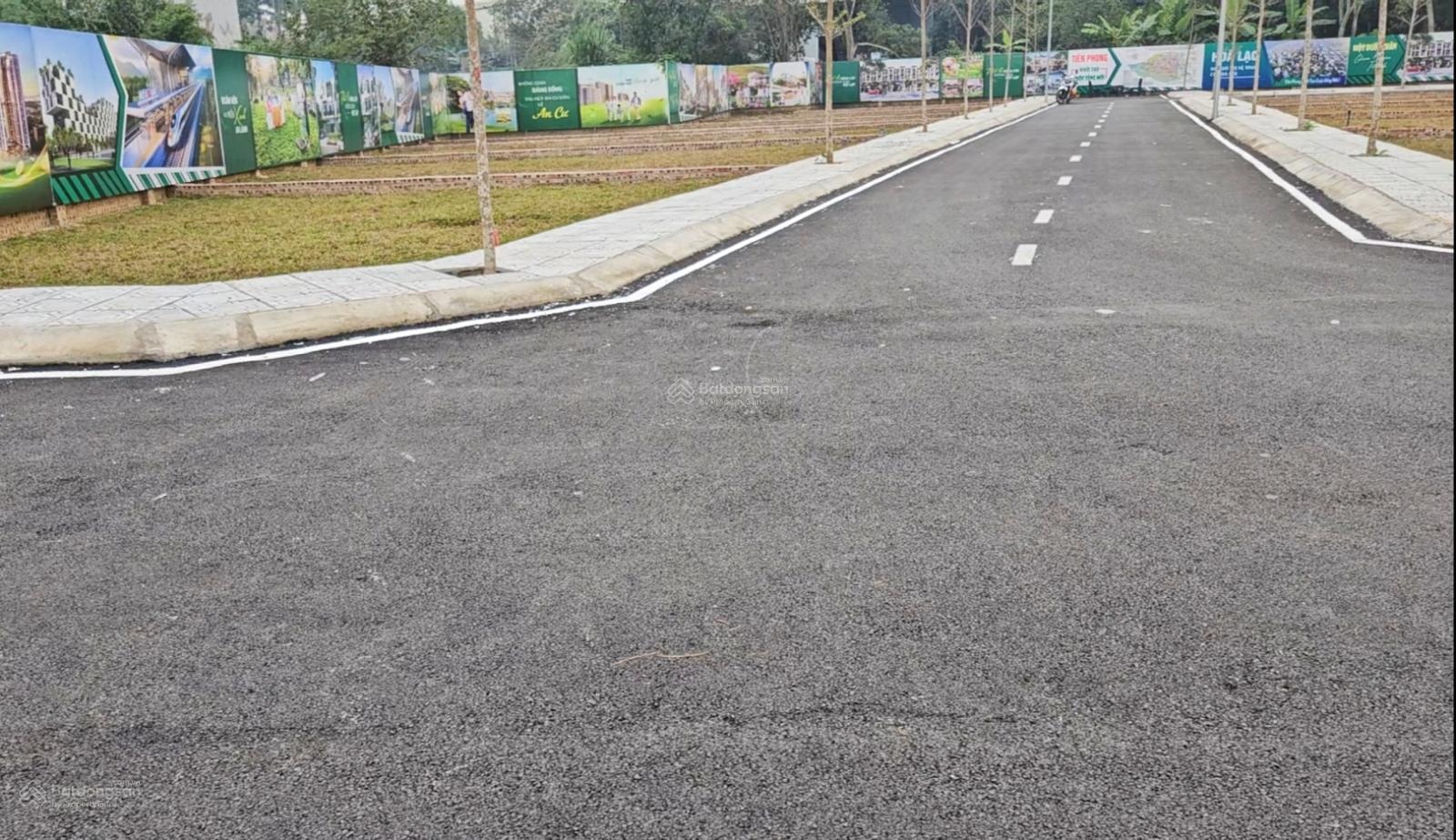 Lô góc Xã Phú Cát, Quốc Oai, Hà Nội, giá tốt 5 tỷ 100m2.Thỏ cư. Hàng xóm Đại Học Quốc Gia.