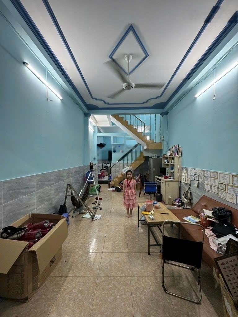 Nhà hiếm phan văn khỏe - trung tâm q6 - hẻm xe hơi - 48m2 ( 4m x 12m ) - 2 tầng 3pn2wc - nhỉnh 6 tỷ