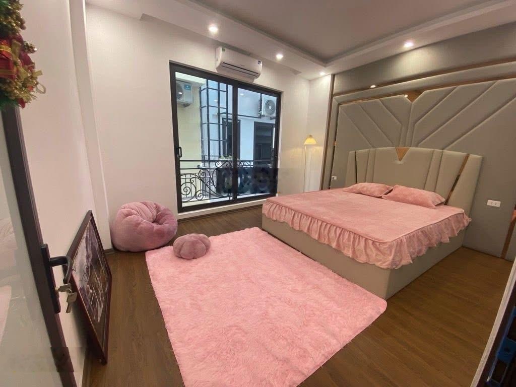 Cần bán gấp nhà đẹp đặng văn ngữ, 37m * 5t, 3pn thông sàn, 11.2 tỷ, sổ hồng sẵn