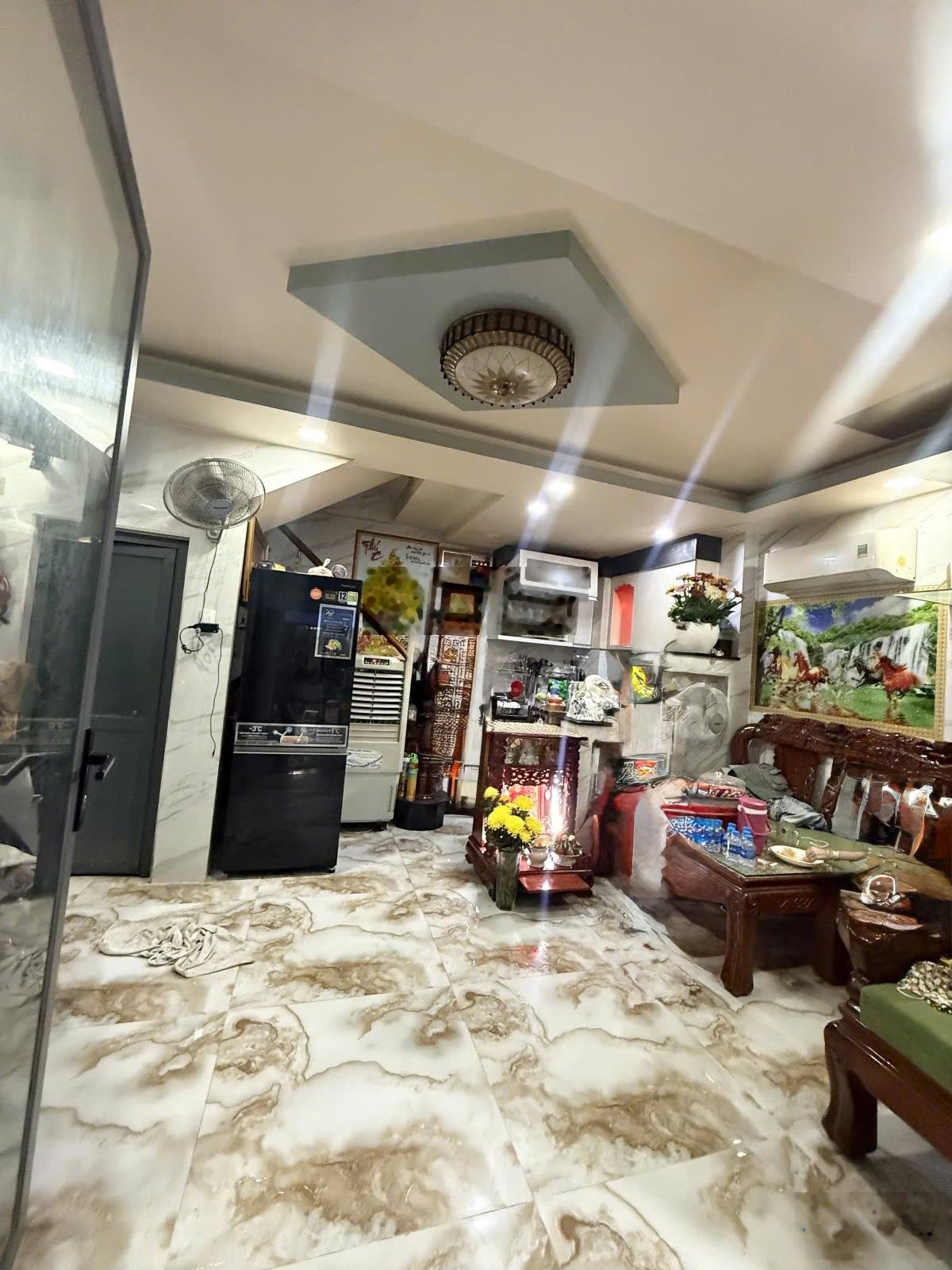 Lý thường kiệt 3/2 quận 10 căn góc 2 mặt hẻm hẻm ô tô 7m trước nhà 5 tầng btct 4pn sân thượng