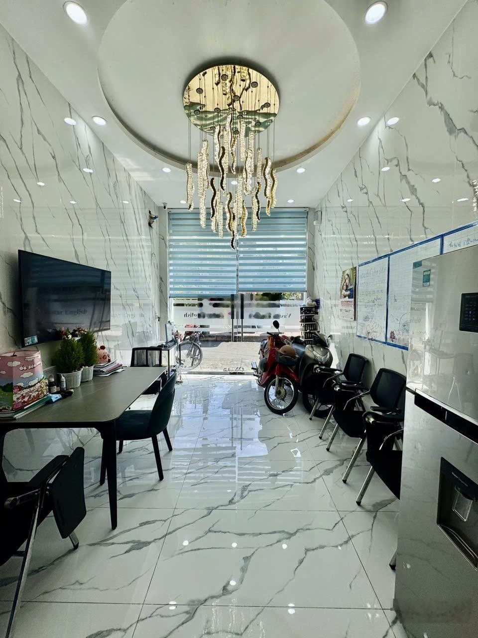 Tòa nhà mặt tiền kinh doanh - 5 tầng, 5pn xây mới - 40m2 đất (3.5x14m) - lê văn sỹ, quận 3. 13 tỷ