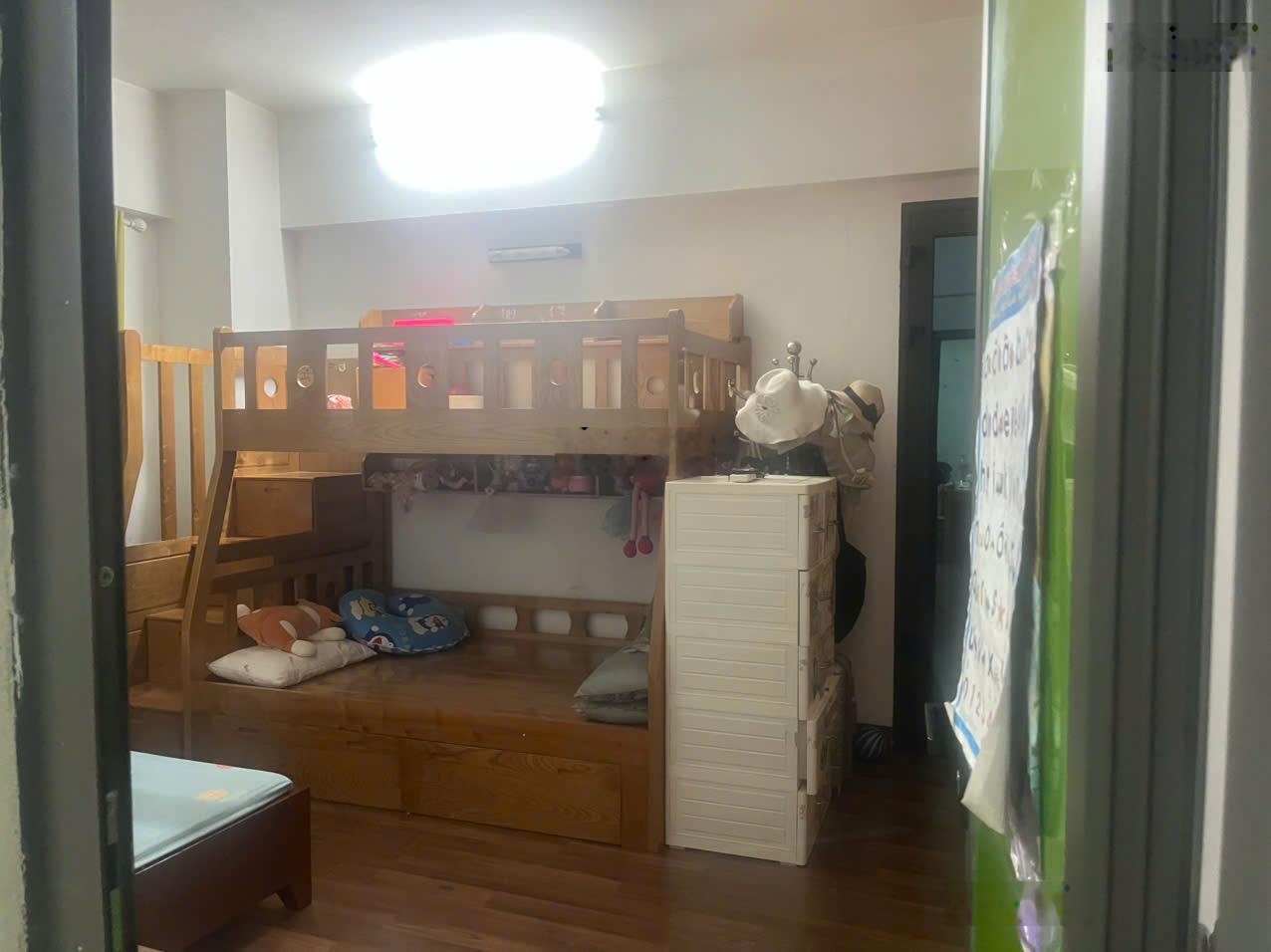 Chính chủ cần cho thuê nhanh căn hộ chung cư X1 Nguyễn Xiển, căn góc view đẹp đầy đủ tiện ích