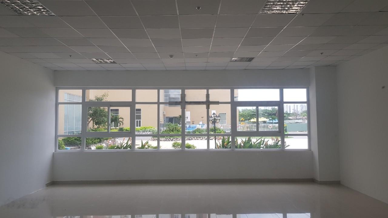 Văn phòng siêu đẹp + kho tầng trệt 72m2 setup mới - sale cực mạnh cho kh thuê trước tết