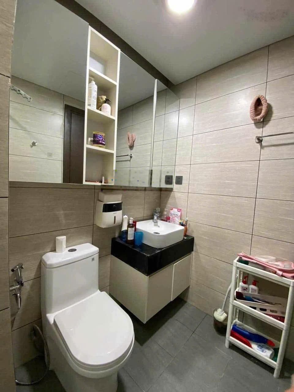 Cho thuê gấp CH 3PN, 106m2, 11 triệu tại CT1 - Văn Khê, Hà Đông