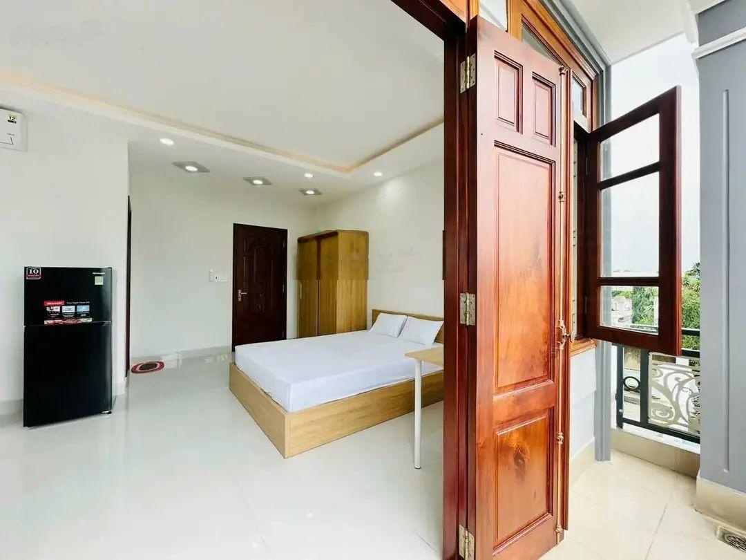 Giá: 2.000.000/ tháng phòng cho thuê ngay sát công viên phần mềm quang trung q.12 đườ