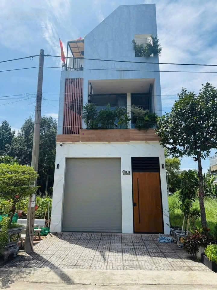 Bán nhà 1 trệt 2 lầu khu barimex p. long tâm, tp. bà rịa