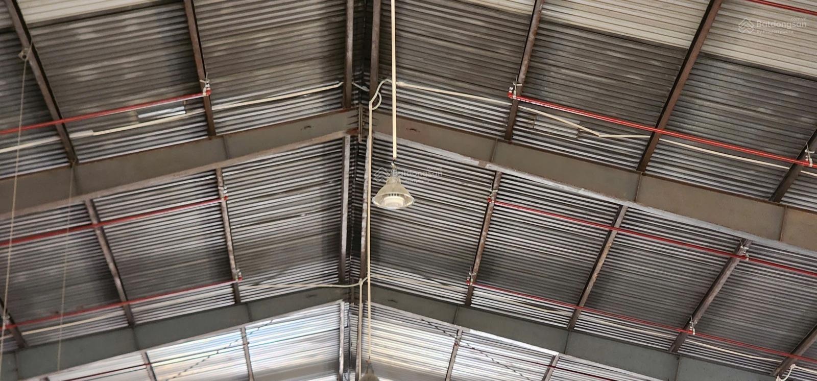 Cho thuê kho xưởng đẹp, pccc tự động, an ninh 24/24h. Phù hợp sx hoặc làm kho chứa hàng 3000m/220tr