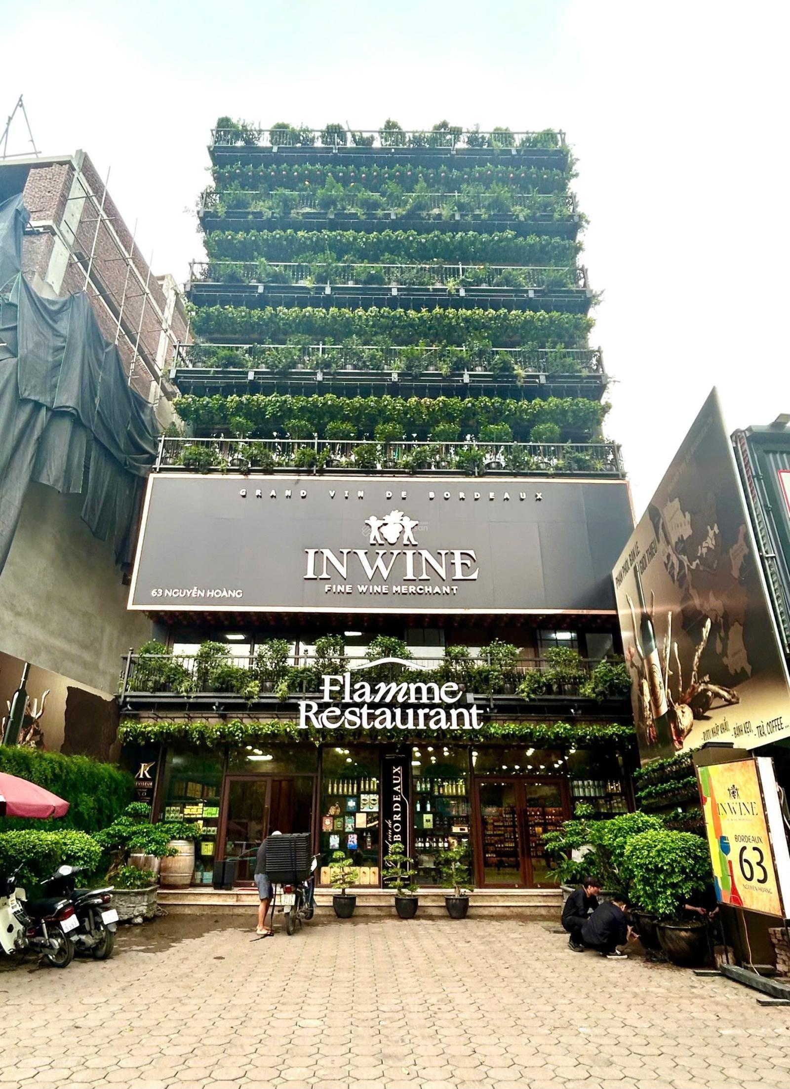 Cho thuê nhà mặt phố Cốm Vòng DT: 55m x 5T MT: 4,5m Giá thuê: 75tr/ tháng. Kinh doanh mọi mô hình