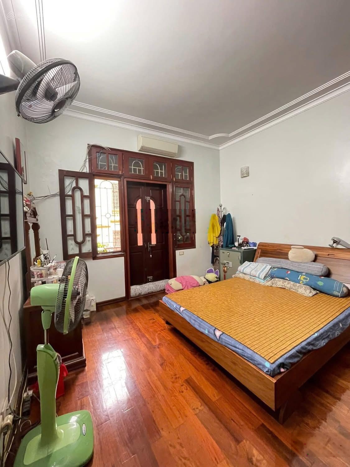 Bán nhà Phùng Chí Kiên 80m2, có 25,5 tỷ. phân lô Ô tô tránh, TT Cầu Giấy.