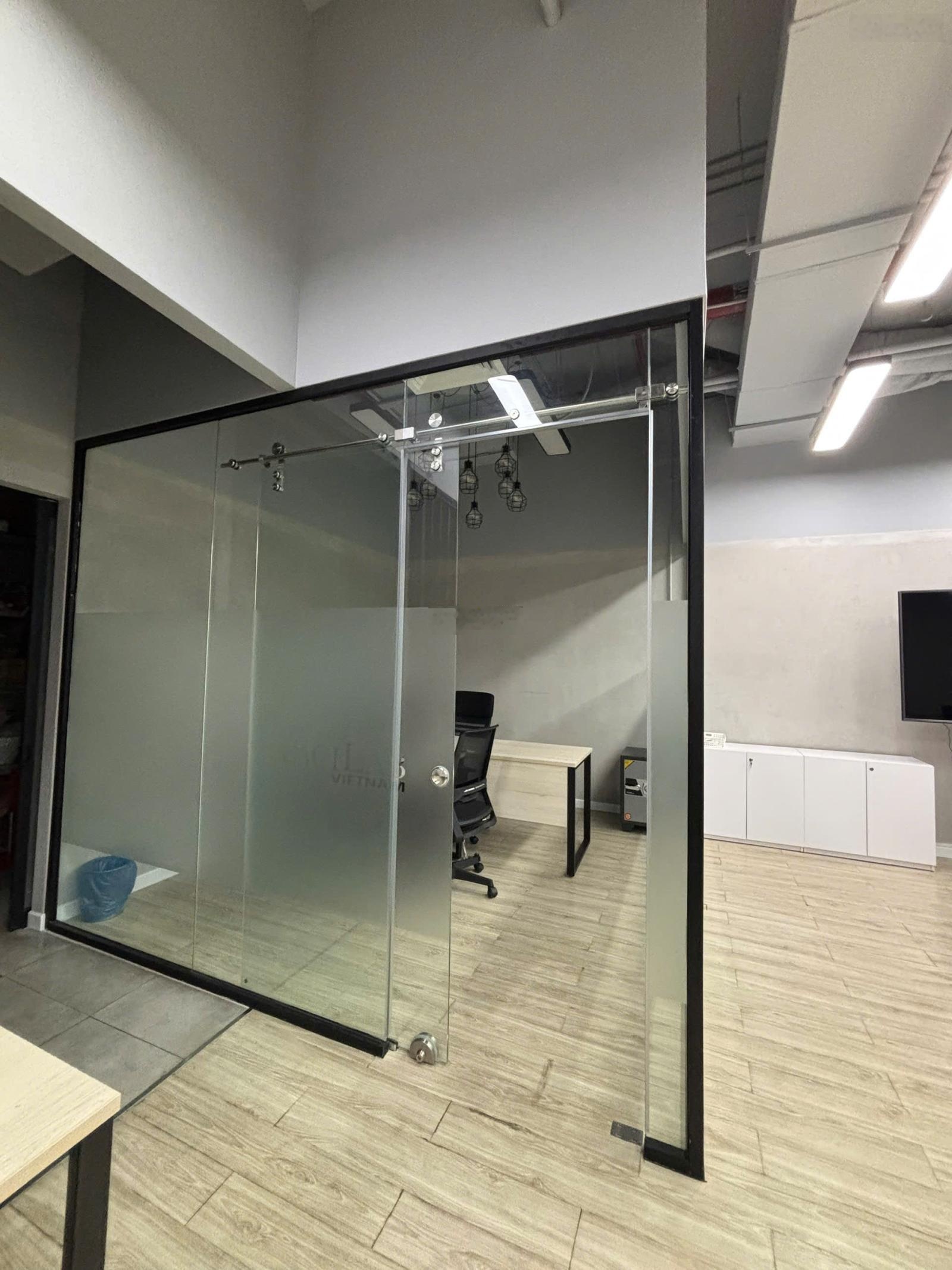 Cho thuê văn phòng - diện tích 135.35m2 - quận 10