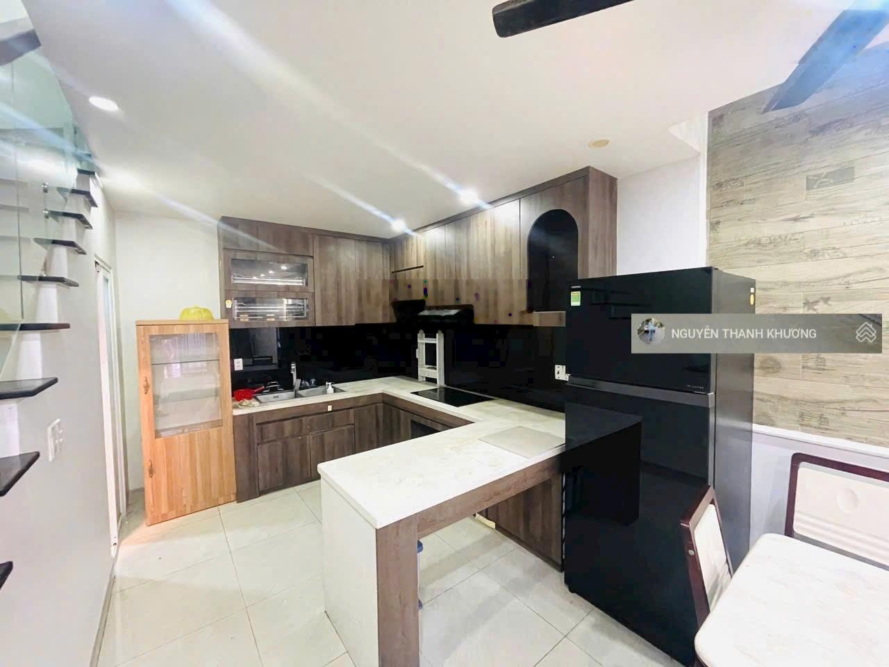 Cho Thuê Nhà HXH Đường Dương Quảng Hàm P5 Ngay Hẻm Công Ích.