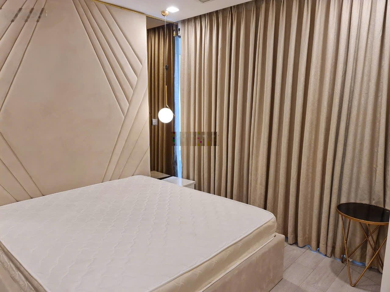 Cho thuê CH 1PN, 50m2 tại Vinhomes Golden River Ba Son, 22 triệu, Bến Nghé, Quận 1