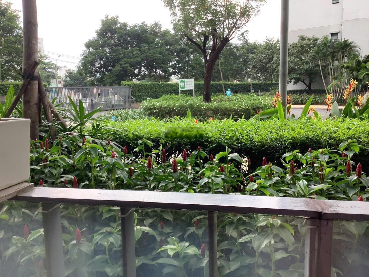 Bán căn trệt Emerald tiện kinh doanh giá 5,05 tỷ, 63m2. Đang có HD thuê 15tr/tháng. Xem nhà ngay