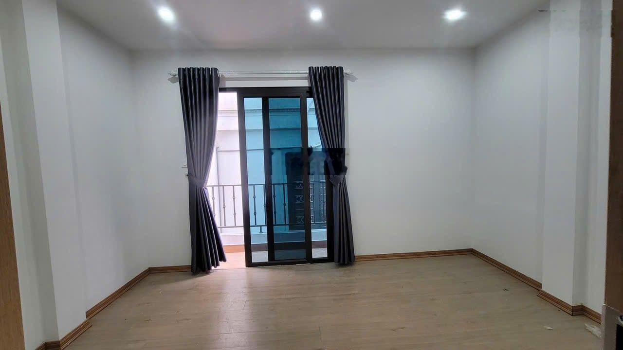 Cho thuê nhà riêng 5 tầng đầy đủ nội thất