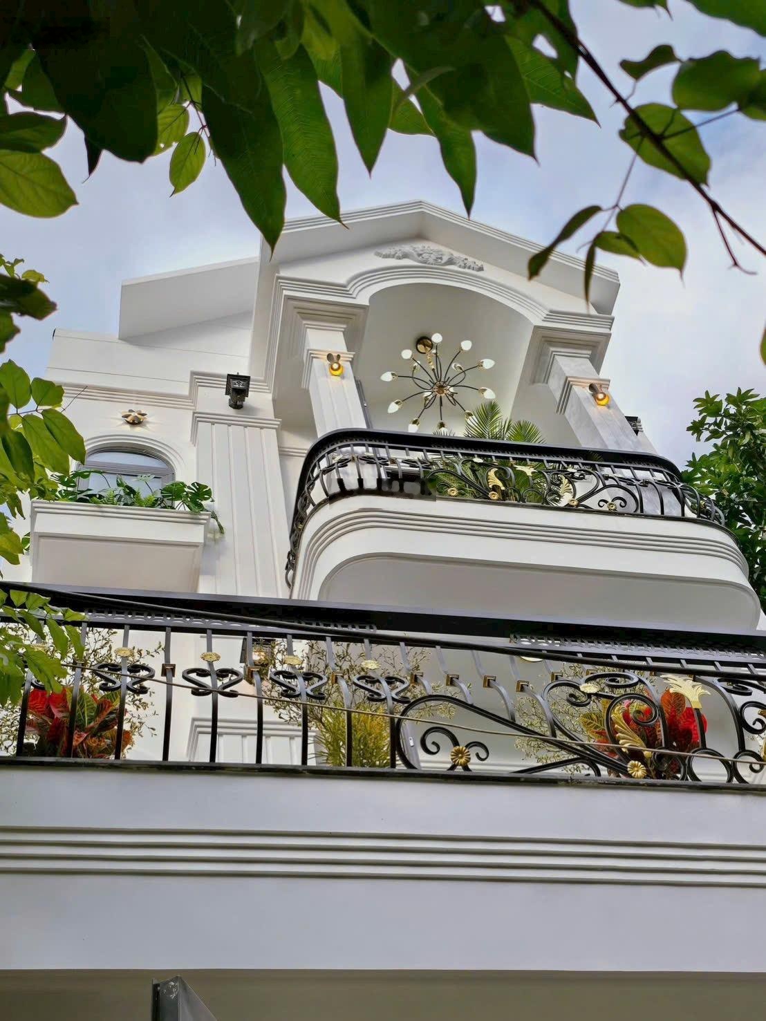 Bán nhà 4 tầng MT Lương Nhữ Hộc - Giá tốt- vị trí kinh doanh