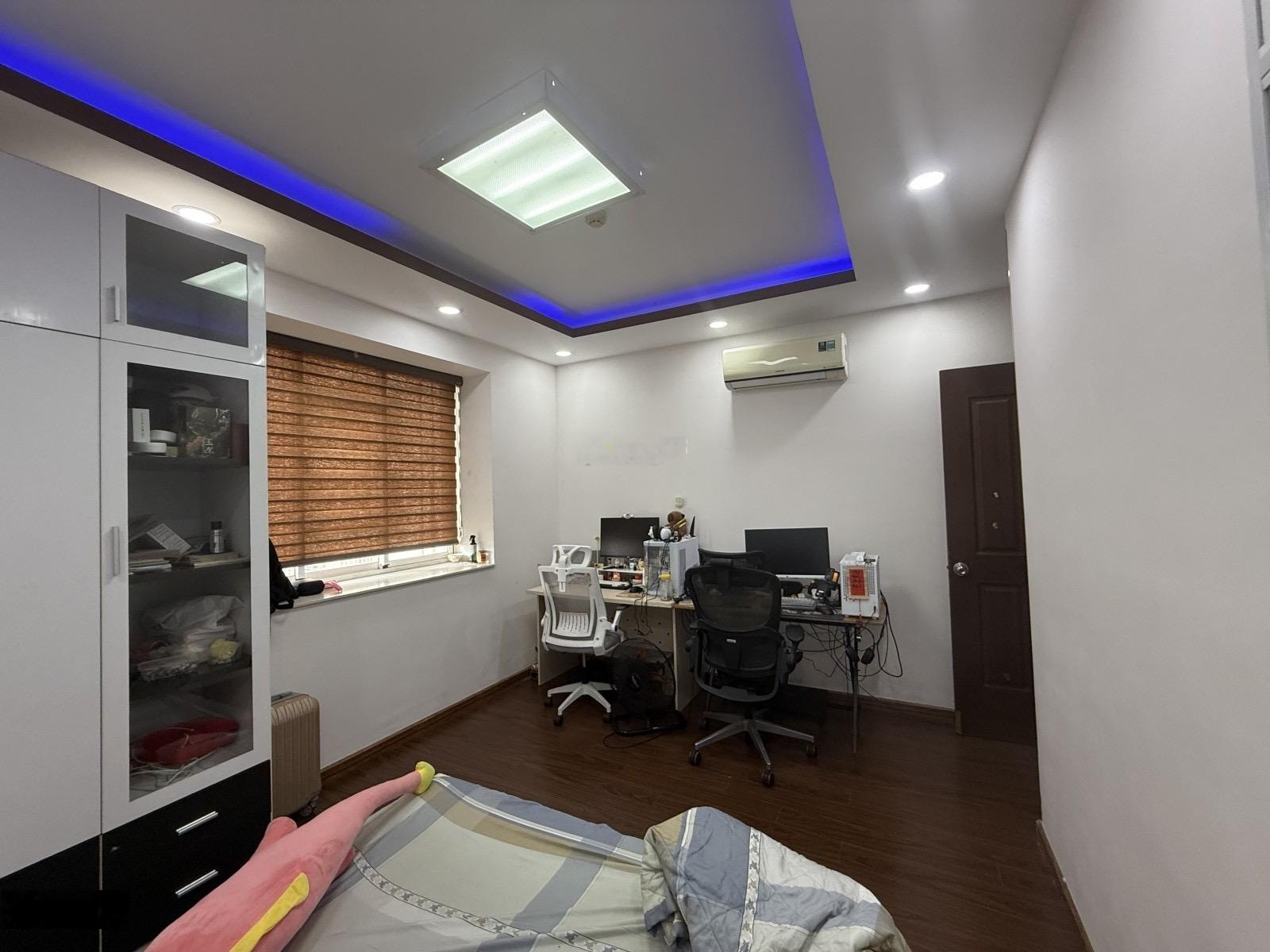 Chung cư 82m2 D1 Phú Lợi Phường 7 Quận 8 căn chung cư lô góc 2 mặt thoáng, 2 phòng ngủ, phòng khách