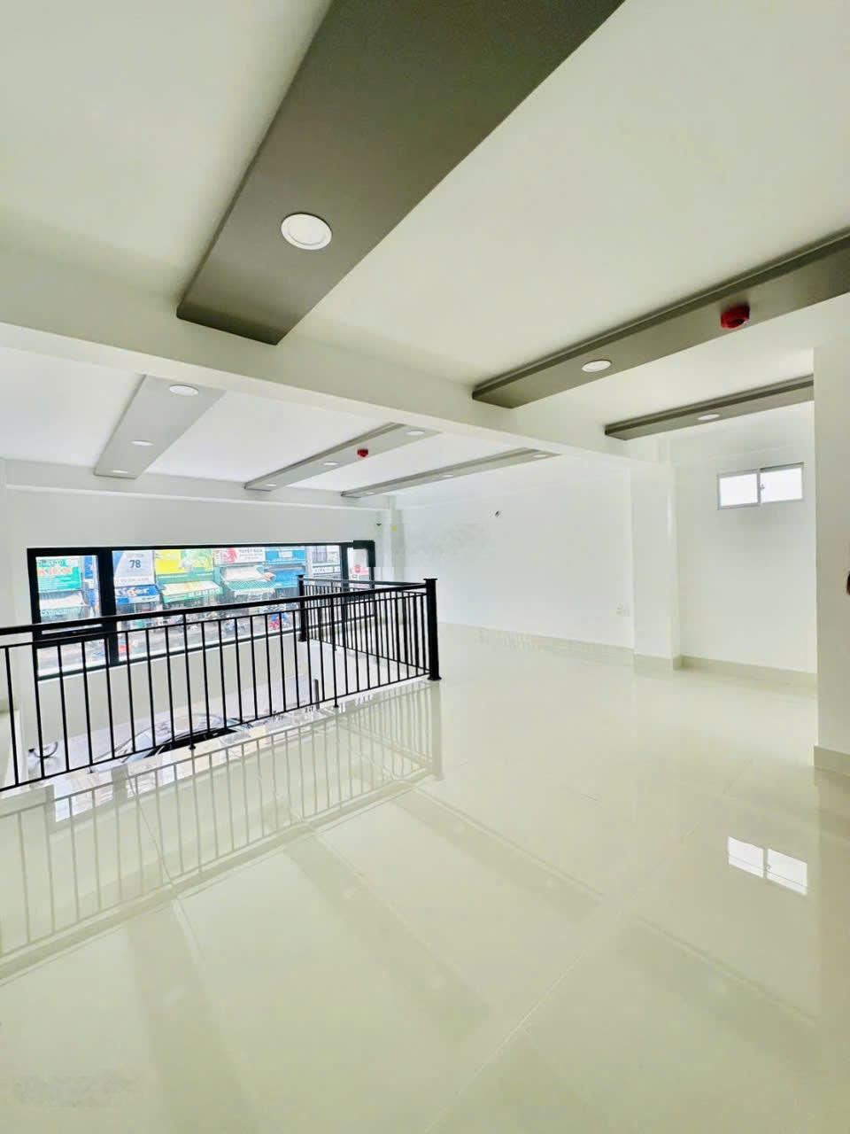 Cần cho thuê nhà MT 144A Nguyễn Văn Thủ, P. Đa Kao, Quận 1