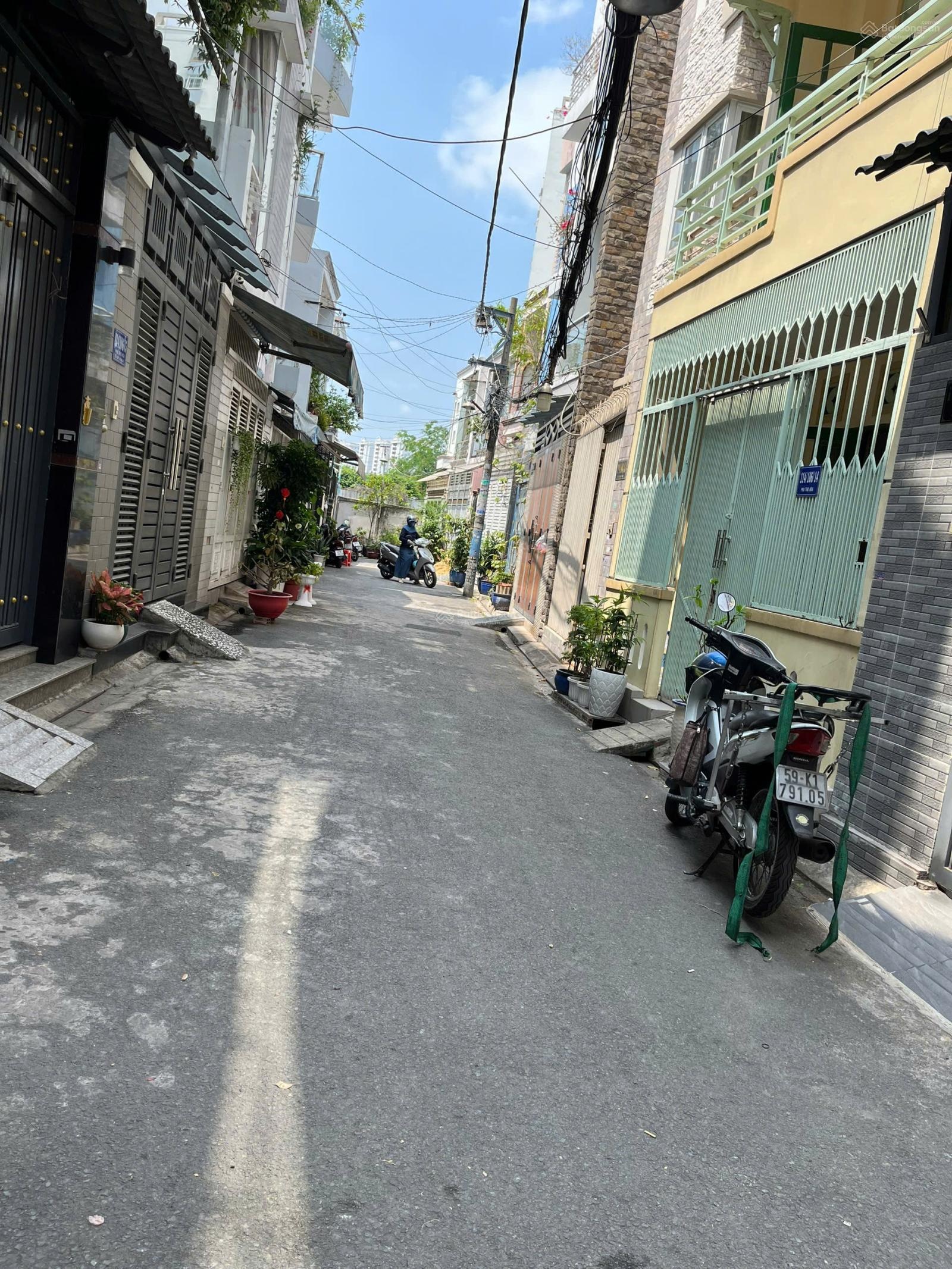 Bán nhà xây CHDV hẻm 21 Vườn Lài DT 4x28m xây cao tầng giá 9.99 tỷ (chưa tới 88tr/m2)