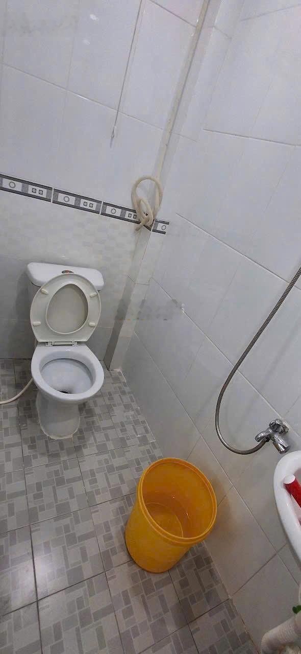 Nhà rộng 4*13m 1lửng 1 lầu 3pn 2wc quang trung p10