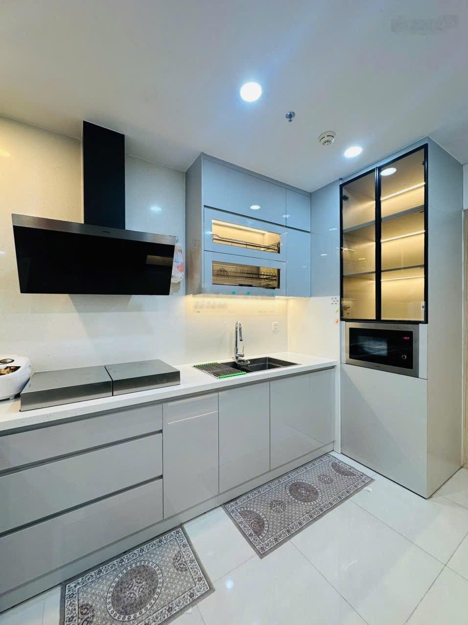 Cho thuê căn hộ 2PN 1WC đẹp ở ngay giá 20 tr/tháng