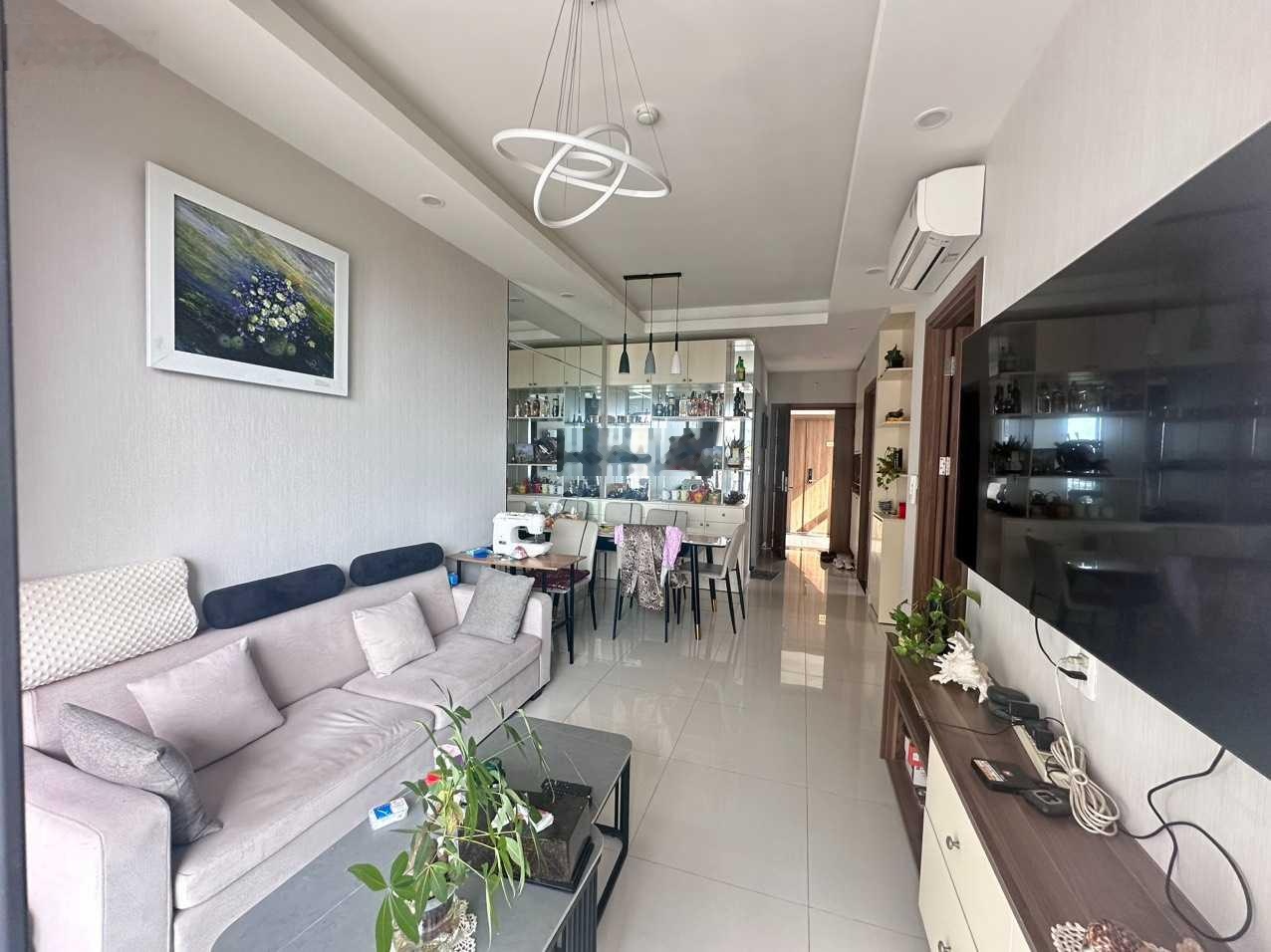 Cho thuê Q7 Riverside 2PN 8.5tr NTCB hoặc 11tr full nt, tầng trung, LH: 0948395003