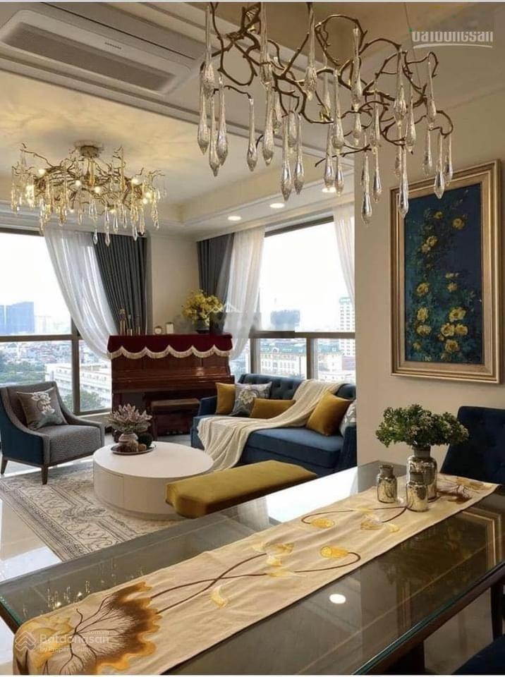 Bán gấp CH cao cấp The Lancaster - 20 Núi Trúc, 142m2, 3PN, căn góc, full nội thất LH: 0975864664