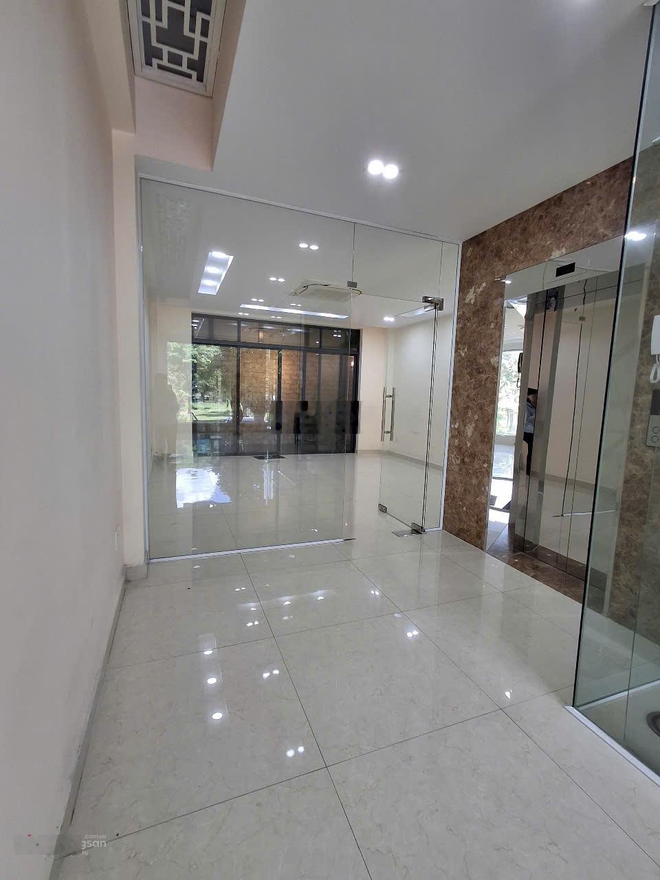 Chuyên cho thuê văn phòng Him Lam Kênh Tẻ, giá siêu hời chỉ từ 16-26tr/th LH 0909934237