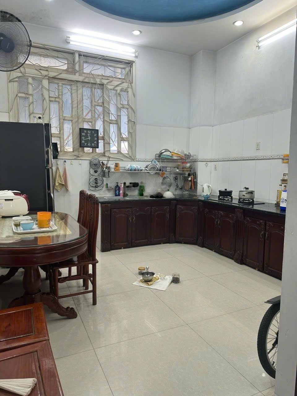 Nhà gần cầu Chữ Y HXH 6m, DT: 56m2, nhà 4 tầng, 4PN, nhỉnh 10 tỷ