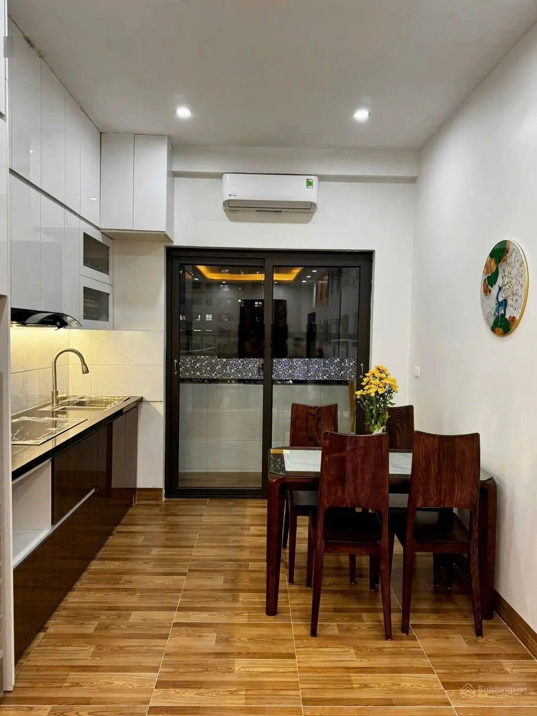 Bán CC HH2 Linh Đàm, 2,3 tỷ, 46m2, 2PN, 1WC, tiện ích đầy đủ, đẹp, uy tín