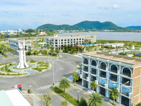 Bán căn góc mặt tiền biển Hà Tiên, vị trí siêu đẹp, LH 0898808221