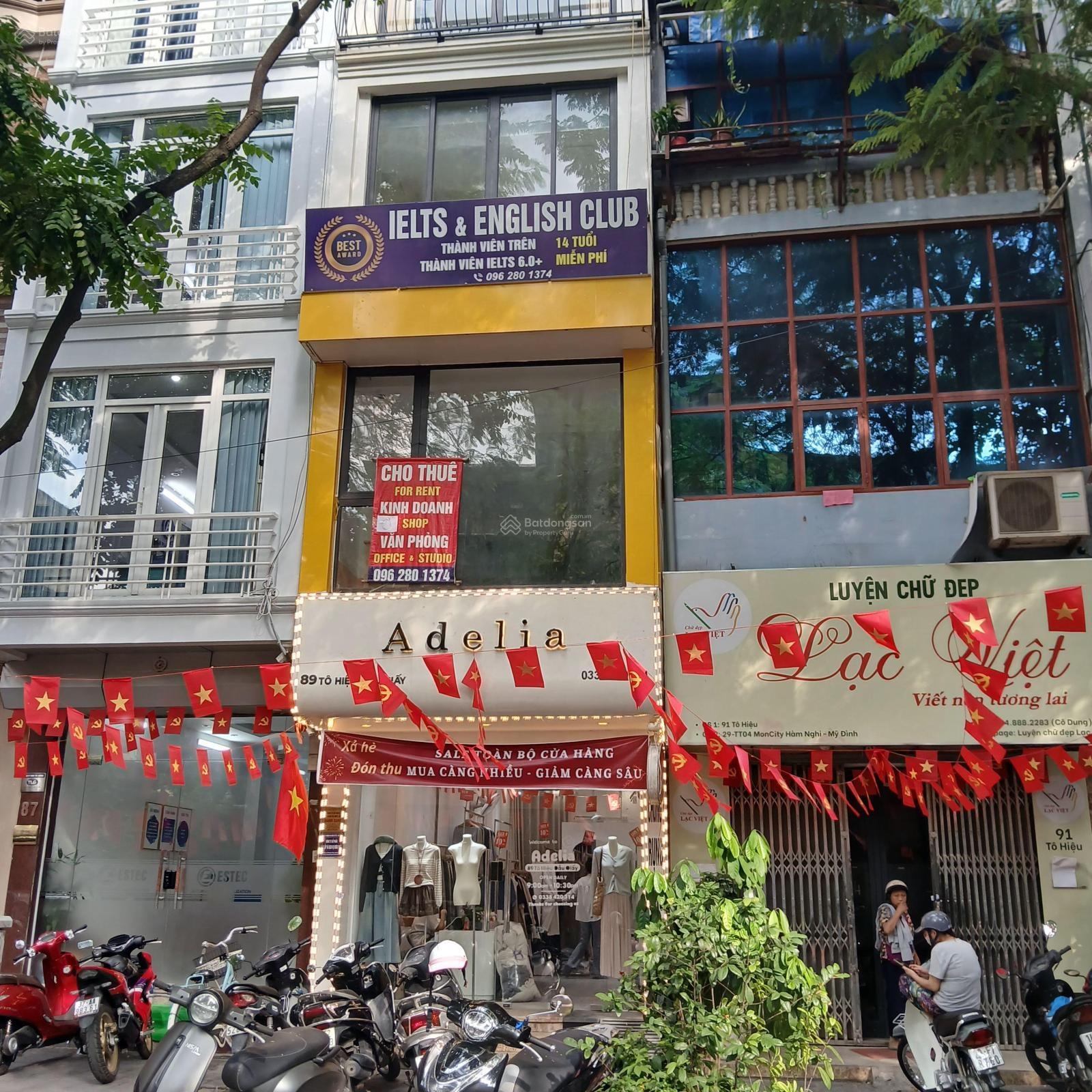 Cho thuê nhà mặt phố Khâm Thiên - Đống Đa, dt 120m2 x 3 tầng + tum, mt 4m, 65 tr, thông sàn