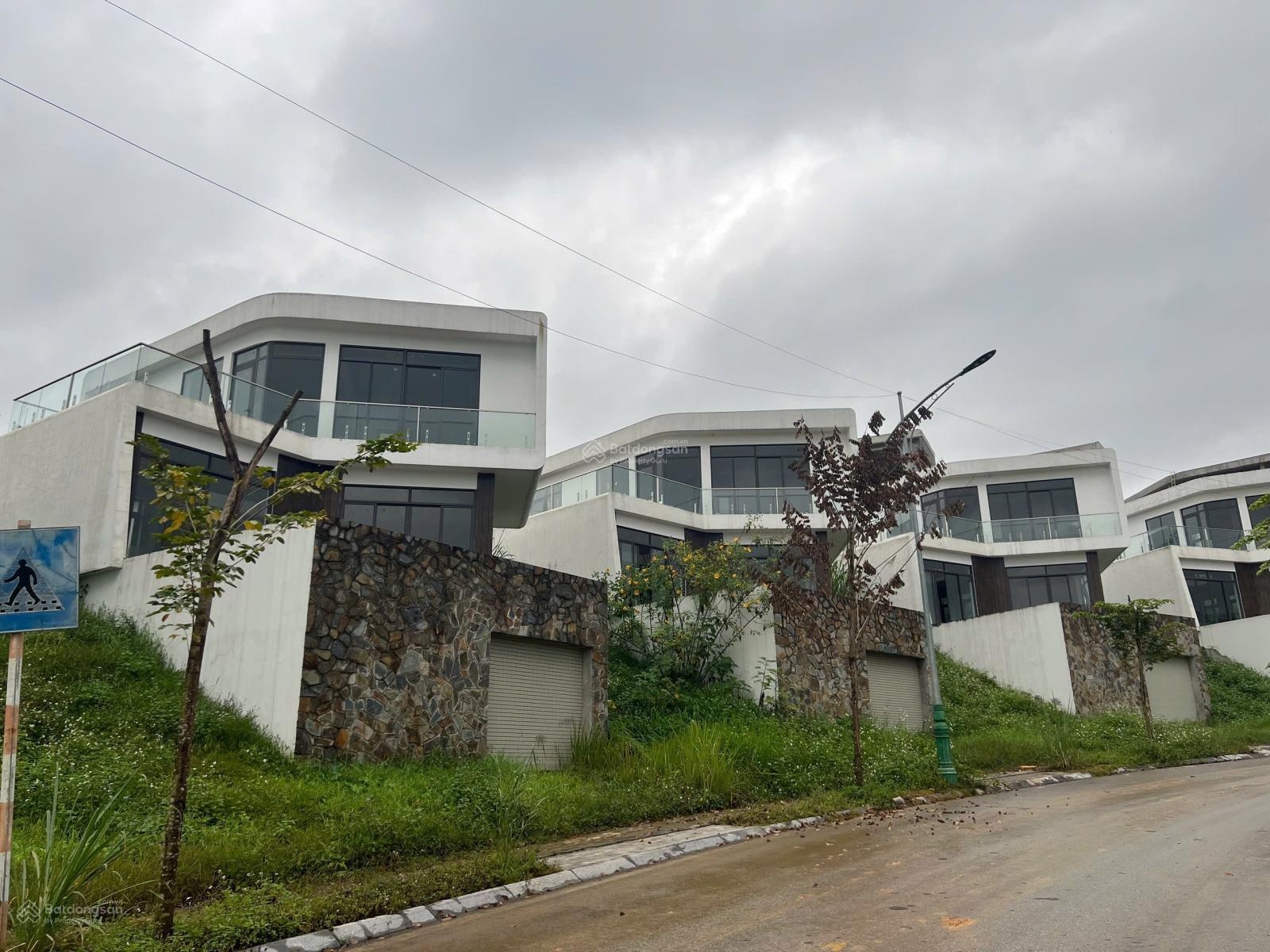 HÀNG HIẾM: BIỆT THỰ 270 view - SẴN NHÀ bàn giao ngay - HTLS 18 Tháng - GIÁ ĐẦU TƯ