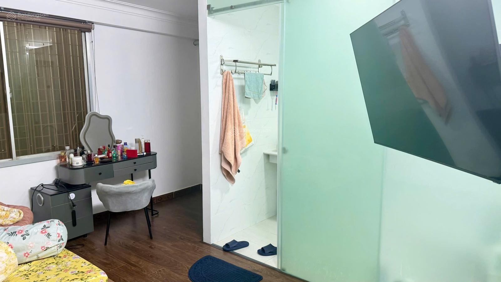 Nhà 3 tầng đường oto 5m Trương Chí Cương, 73m2, MT 5m vuông vức. Giá chỉ 7,75 tỷ