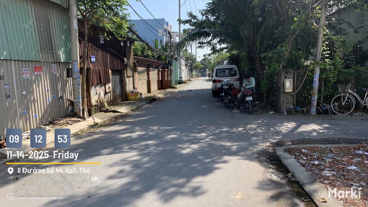 Bán đất đường số 42 gần chợ hiệp bình, ngang 4 m đường sắp lên nhựa oto tới tận nơi. giá 4,5 tỷ.