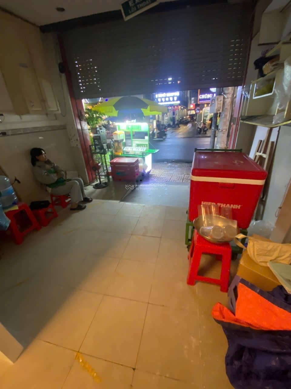 Cho thuê Mặt bằng đường Lê Văn Sỹ, trung tâm Quận 3 DT 3x12m