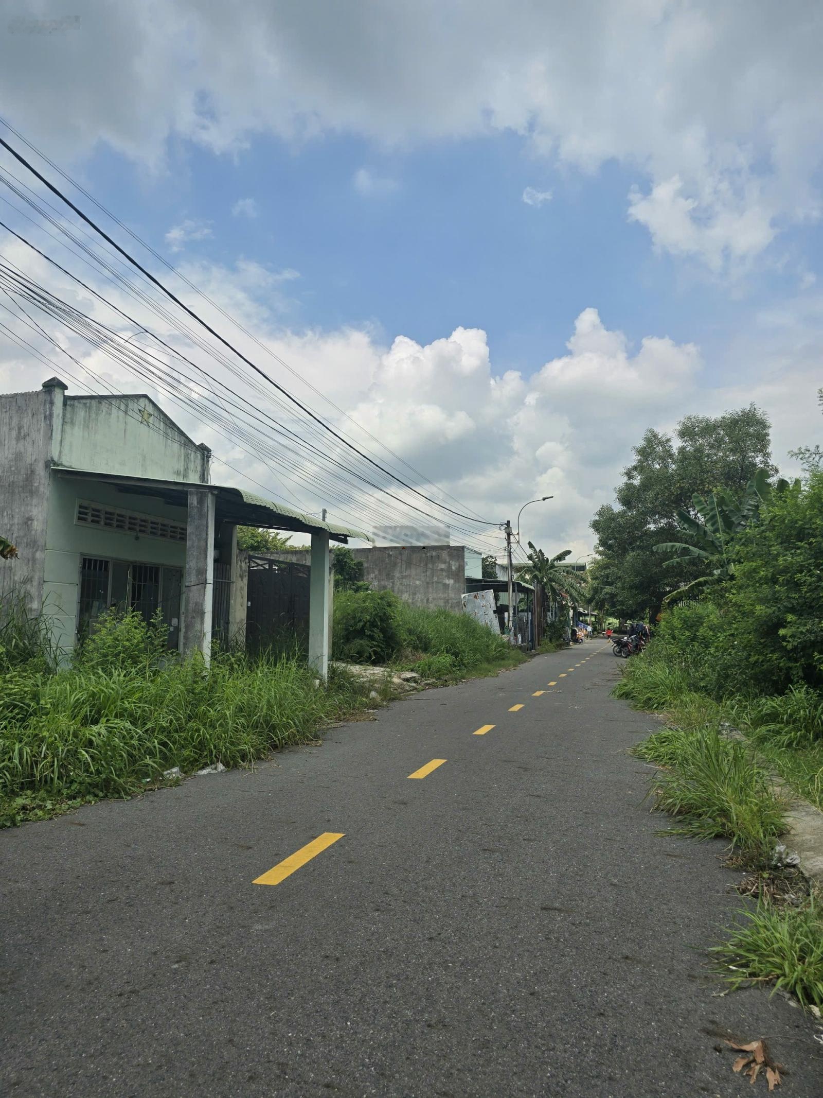 Chính Chủ bán nhà 127m2 giá 1,4 tỷ sổ hồng riêng ngay Nguyễn Thị rành, Gần bệnh viện Đa Khoa Củ Chi