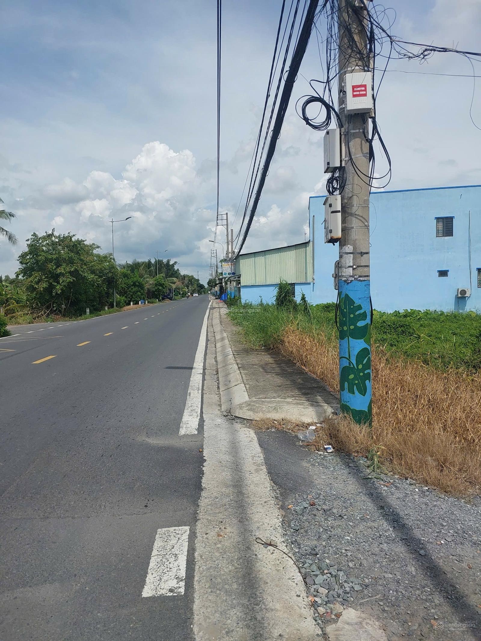 Bán gấp nhà cấp 4 mái thái , nhà chính chủ - vào ở ngay