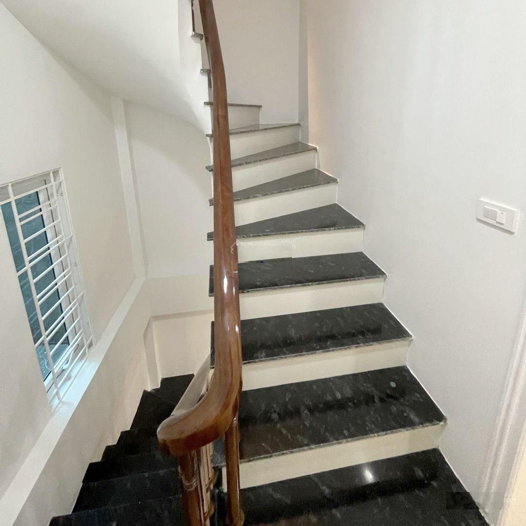 Bán nhà phố Bùi Xương Trạch, Thanh Xuân, 30m, 7.8 tỷ, ở ngay, ngõ thông thoáng, sổ chính chủ