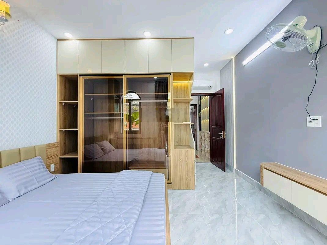 Nay về một siêu phẩm 76,6m2, đường ô tô Đỗ Thị Lời - Q. 3, cho thuê 25 tr/th, gần ga Sài Gòn