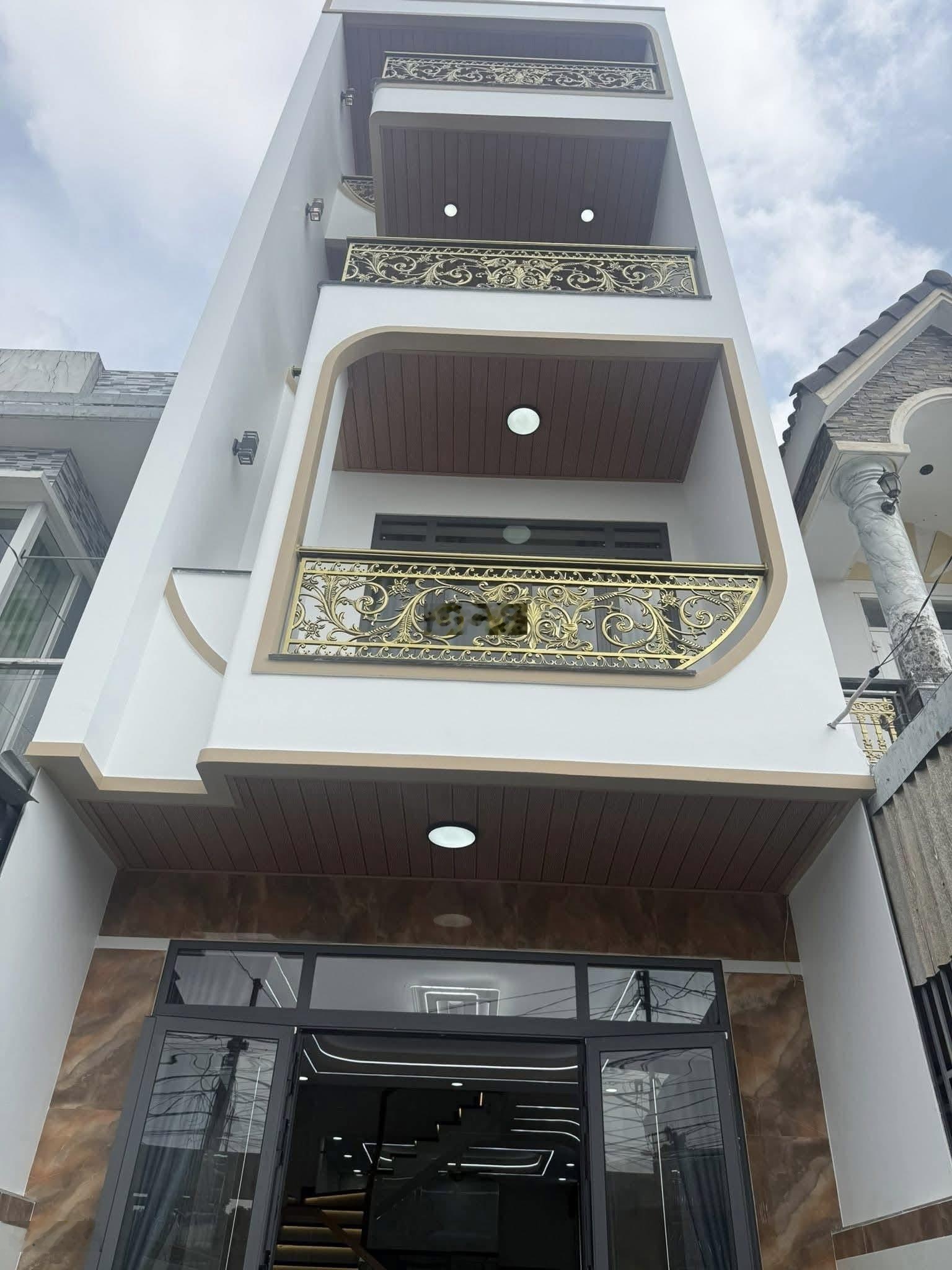 Bán căn nhà đường Bùi Đình Tuý,p14 ,Bình Thạnh . 68m2( 4,5m x15m) Giá 2.890 tỷ. Gần chợ Bà chiểu