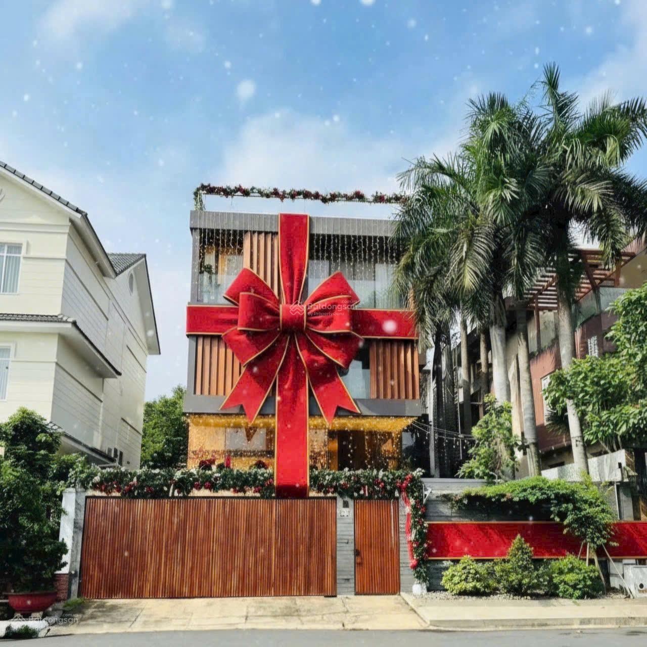 Bán Nhà Vị Trí Đẹp Gần Nhà Thờ Tân Định - Quận 3 - (6,3x20m) - 4 Tầng - Giá: 34 Tỷ