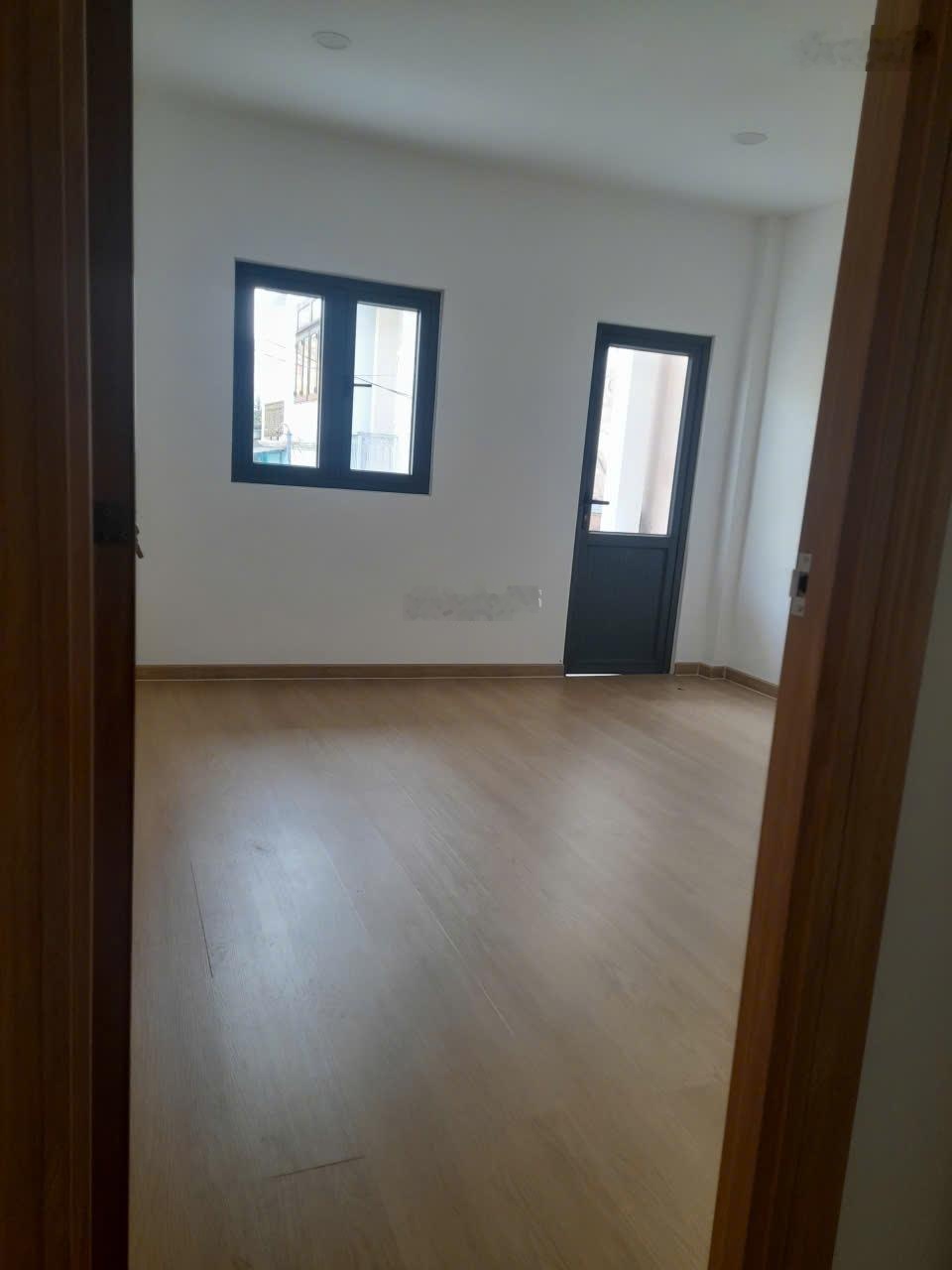 Hxh - nhà đẹp đón tết - 2tầng- 46m2-vị trí vàng b.t.tây -cách nguyễn duy trinh 100m chỉ 4,49 tỷ