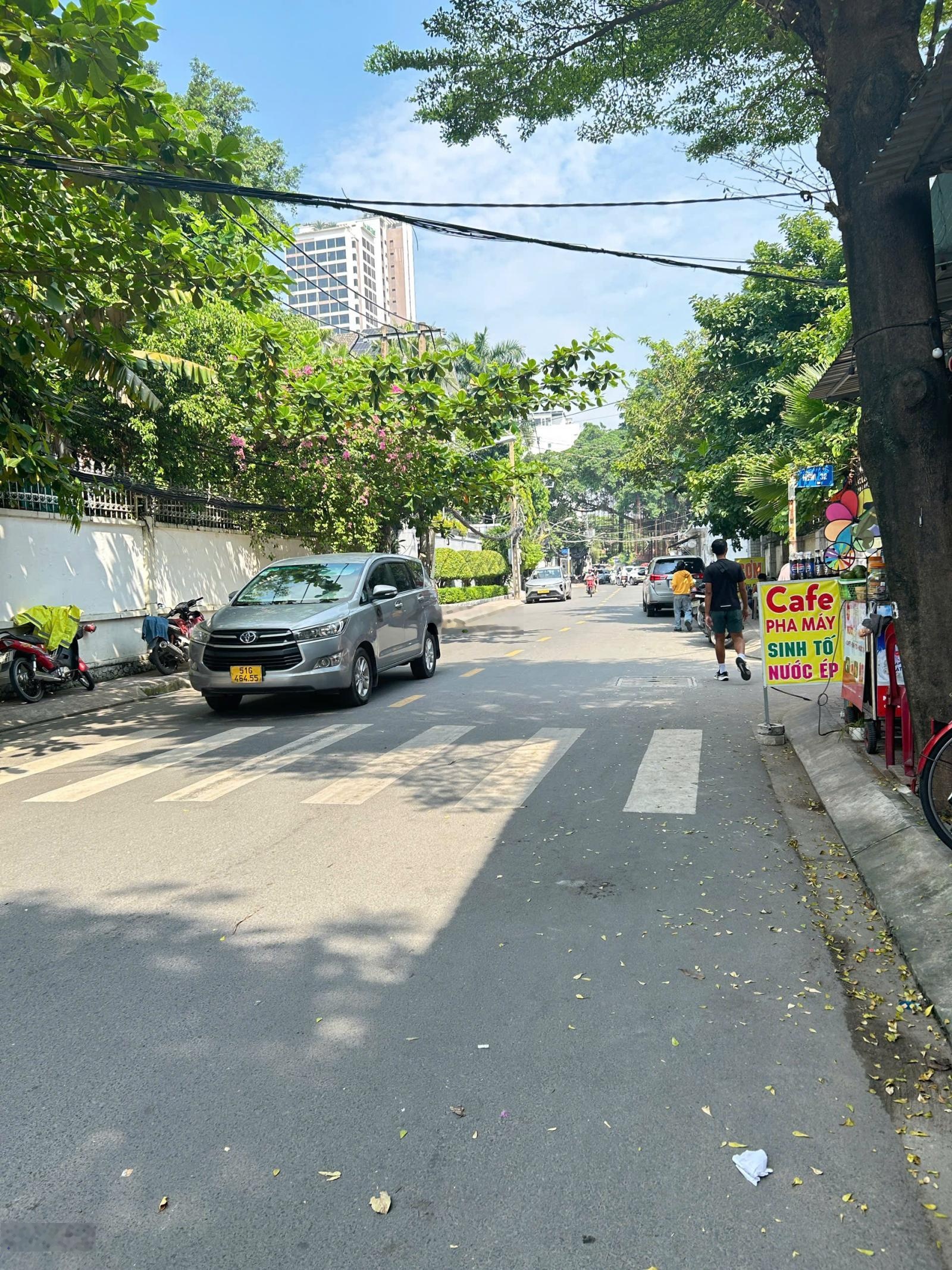 Bán nhà mặt tiền đường số 47 phường thảo điền quận 2