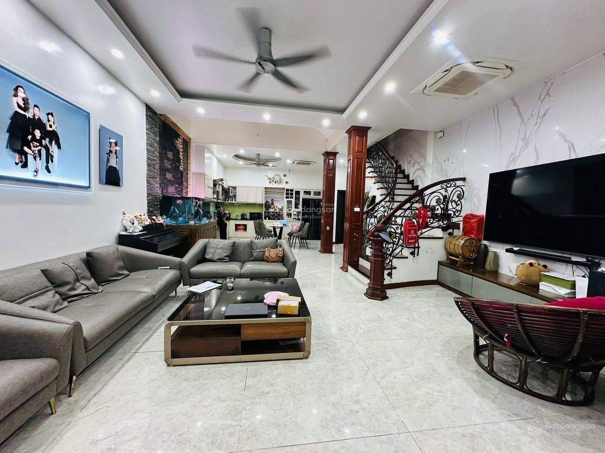 96m2 Mặt ngõ ô tô phố Trịnh Đình Cửu - MT 5.6m gần KĐT Định Công cần bán